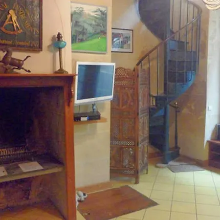 Historic Duplex Apt In 5th * Paris